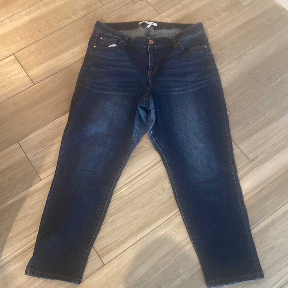 USED girlfriend jeans / size 16 / Celebrity Pink